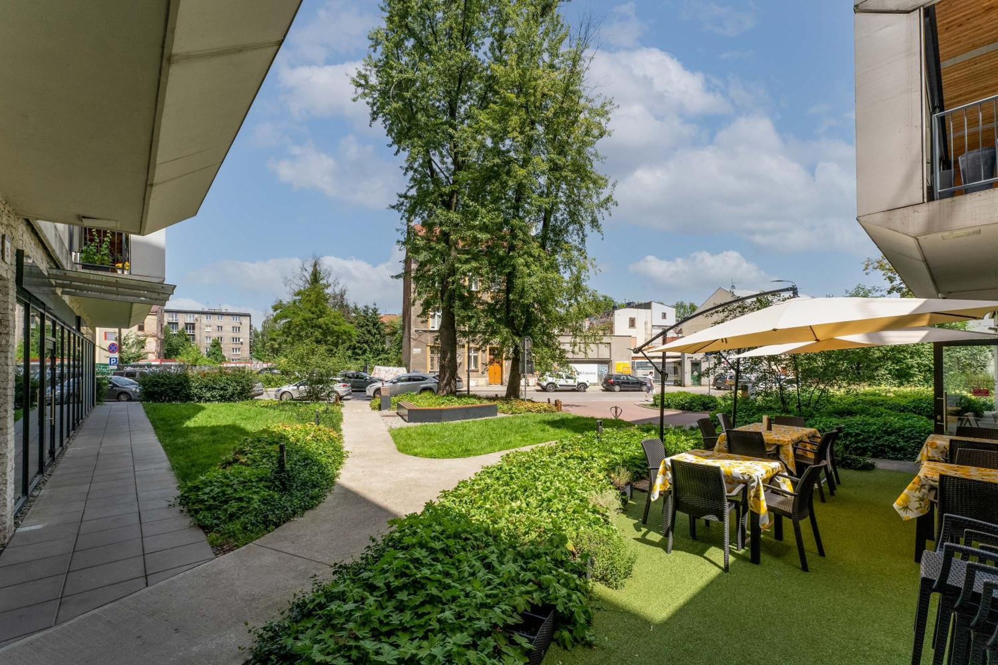 Podgorze With Balcony Apartment *