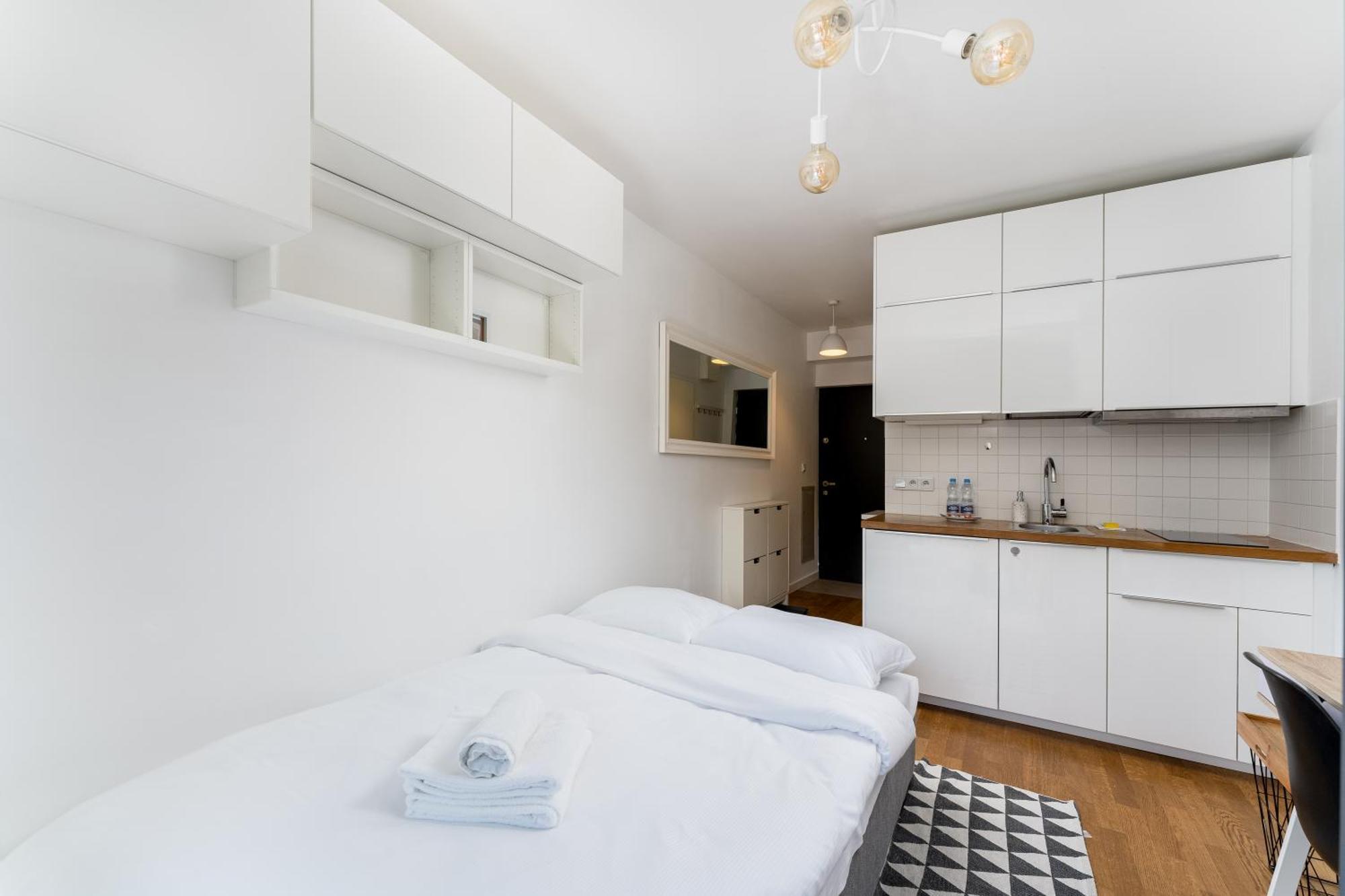 Apartment Podgorze With Balcony